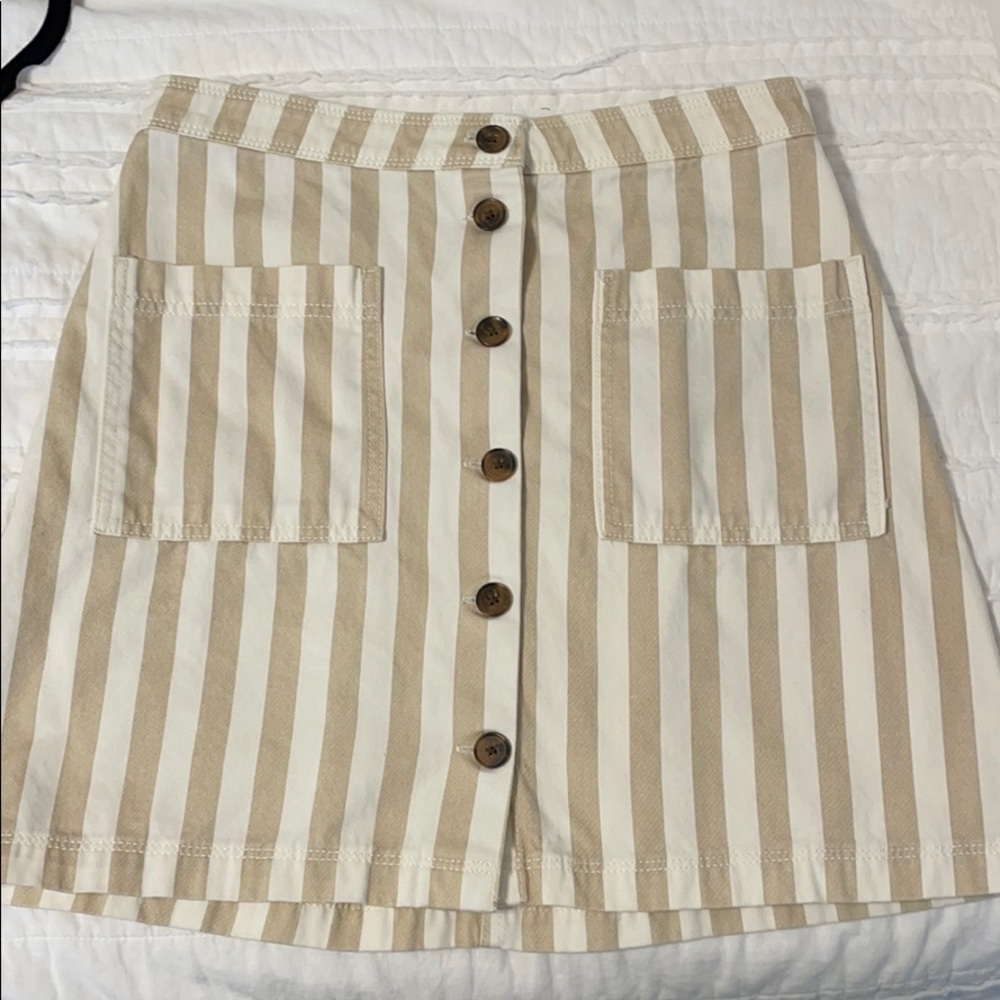 Old Navy Beige and white stripe button down skirt